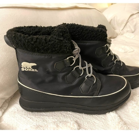 Women's Sorel Explorer Carnival Waterproof Boots, Size 9 1/2 - Picture 2 of 14